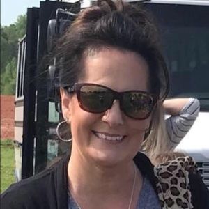 Meet your Posher, Jan